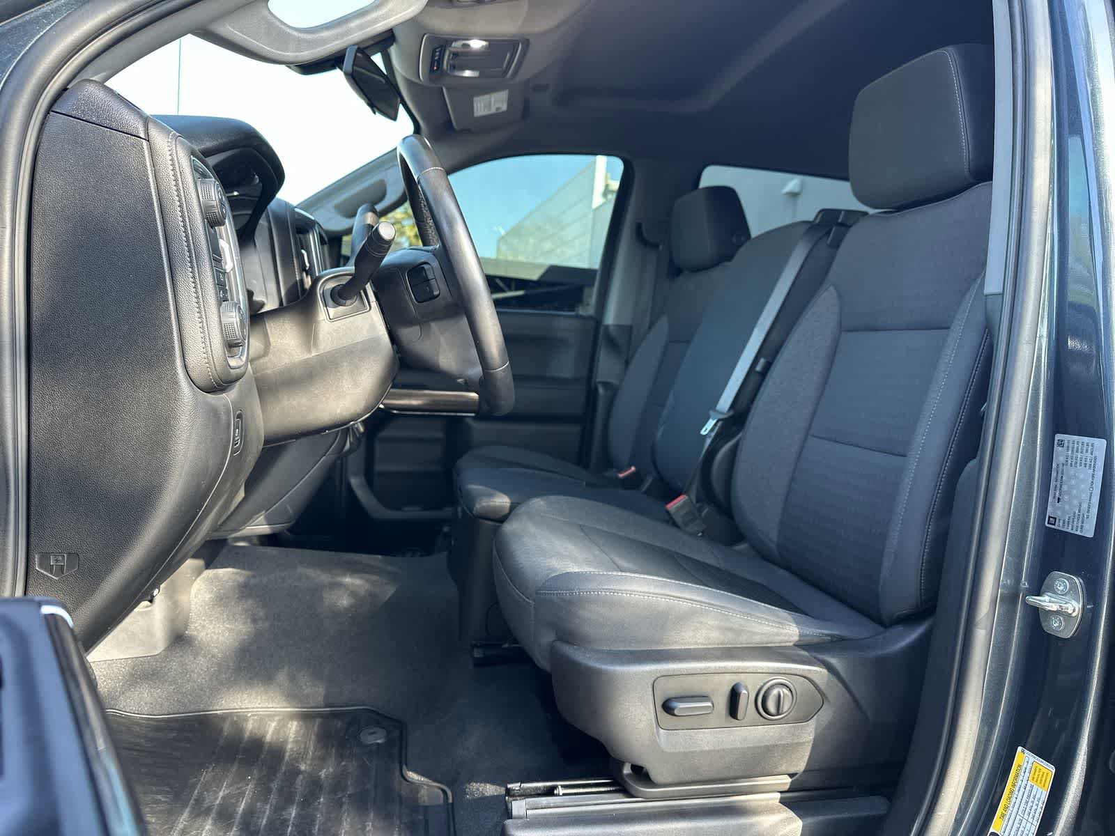 Used 2019 Chevrolet Silverado 1500 LT w/ All-Star Edition RWD image 3