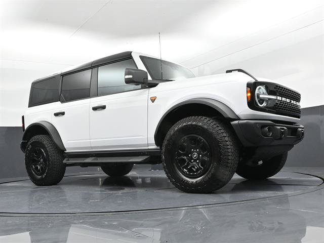 Certified 2025 Ford Bronco Badlands AWD/4WD image 31