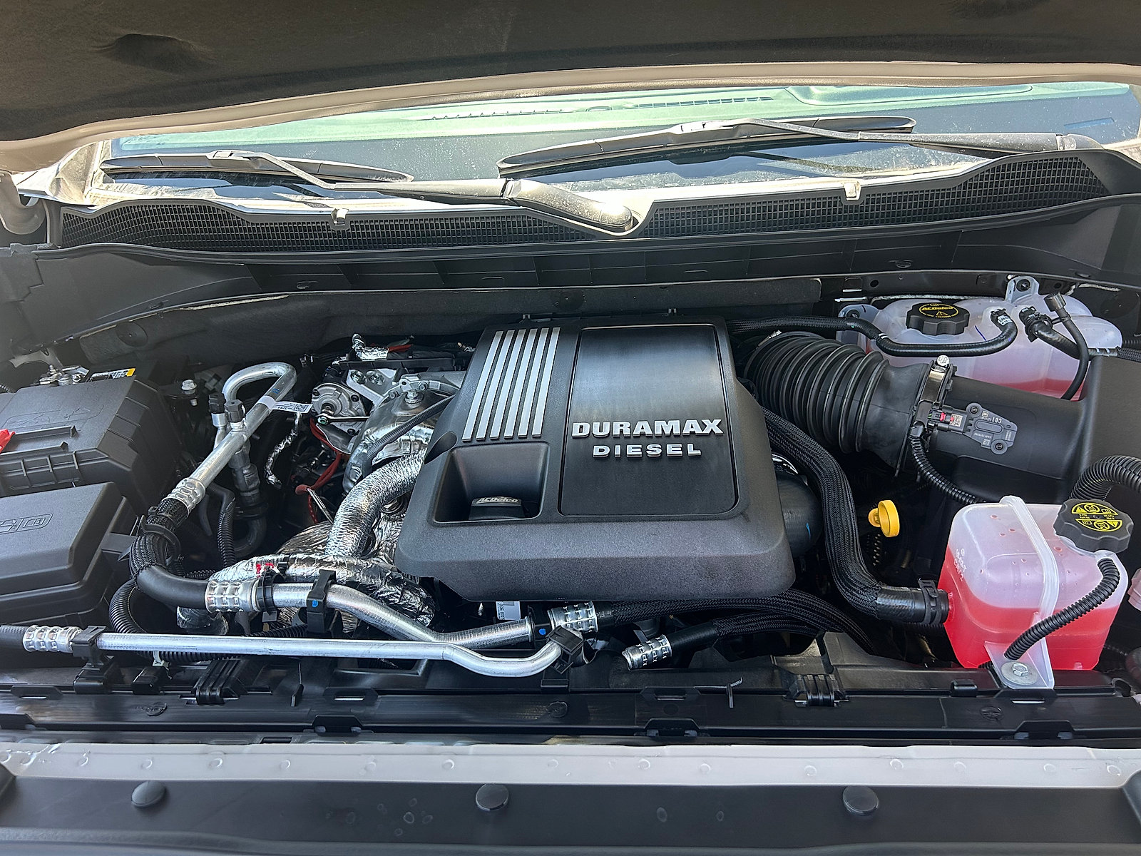 New 2026 Chevrolet Silverado 1500 ZR2 w/ Dark Appearance Package AWD/4WD image 12