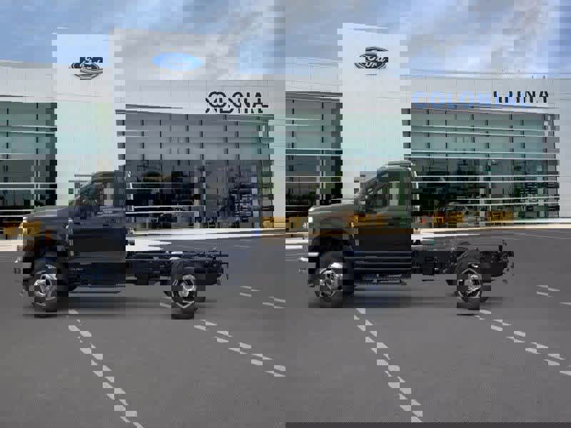 New 2026 Ford F350 XL image 3