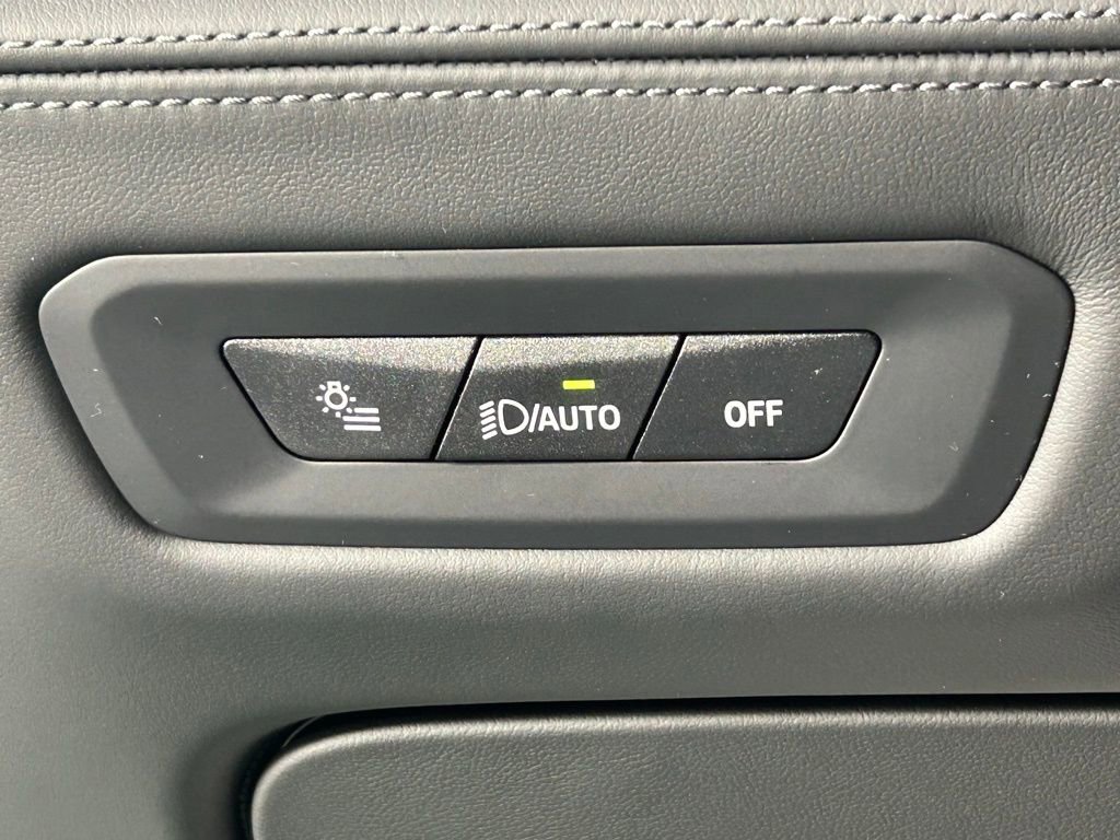 Used 2025 BMW X5 M Competition w/ Executive Package image 73