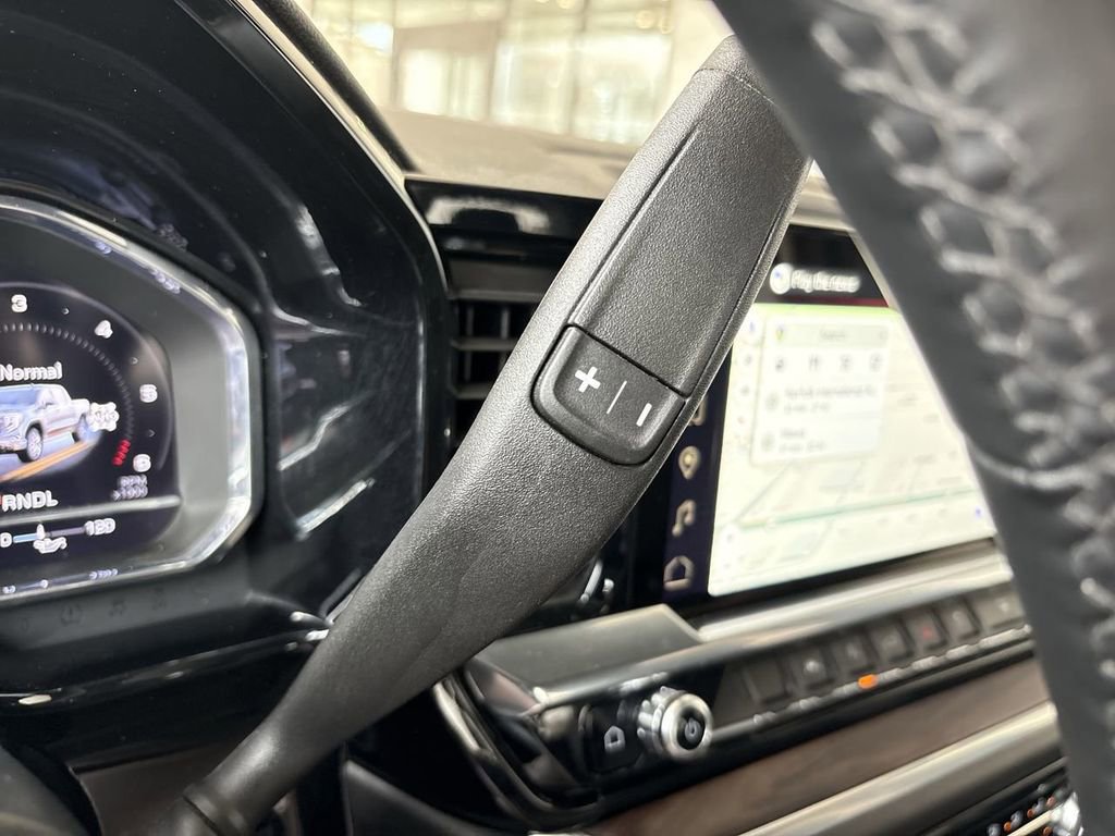 Certified 2025 GMC Sierra 1500 SLT image 16