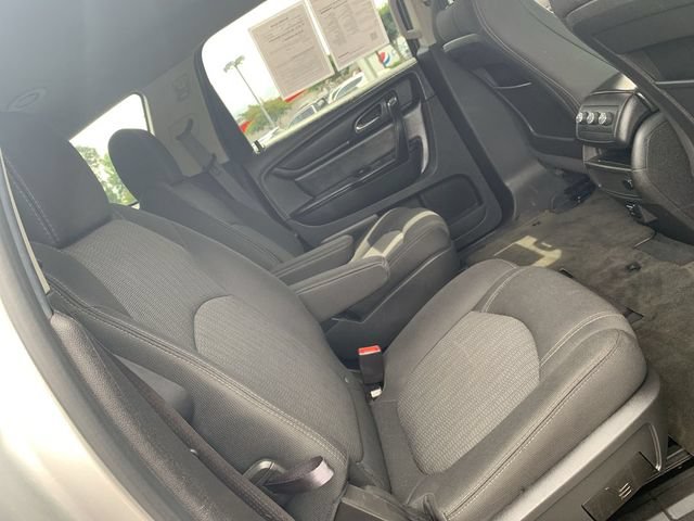 Used 2015 Chevrolet Traverse LT w/ Style and Technology Package AWD/4WD image 12