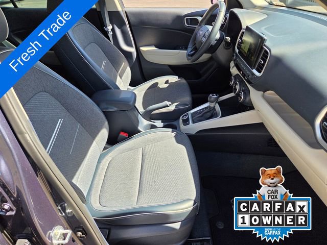 Used 2020 Hyundai Venue FWD image 15