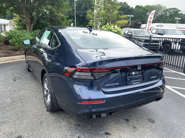 Used 2025 Honda Accord EX-L image 6