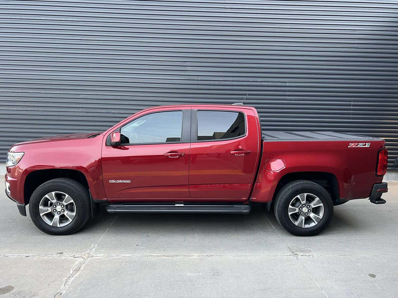 Used 2018 Chevrolet Colorado Z71 AWD/4WD image 10