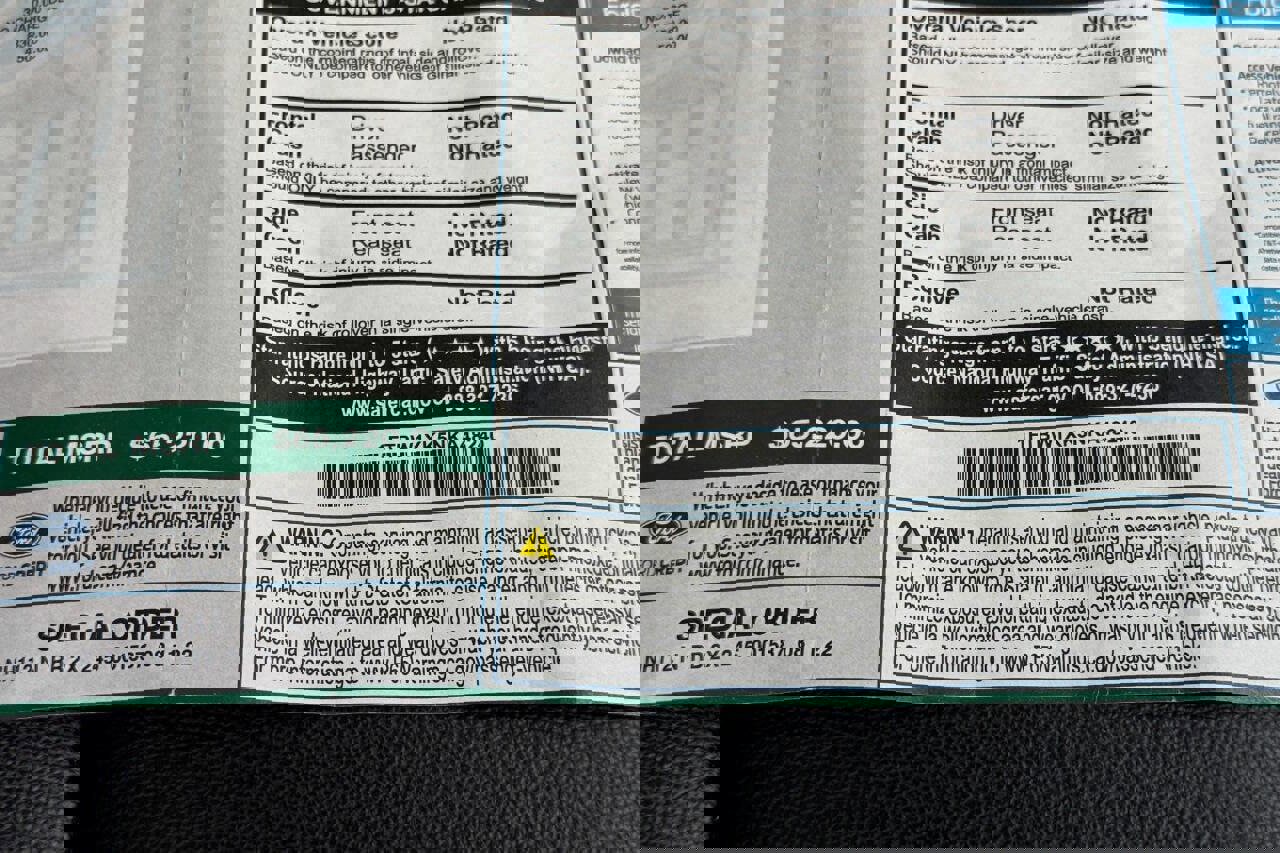 Used 2022 Ford E-Transit 148 High Roof w/ Load Area Protection Package image 36