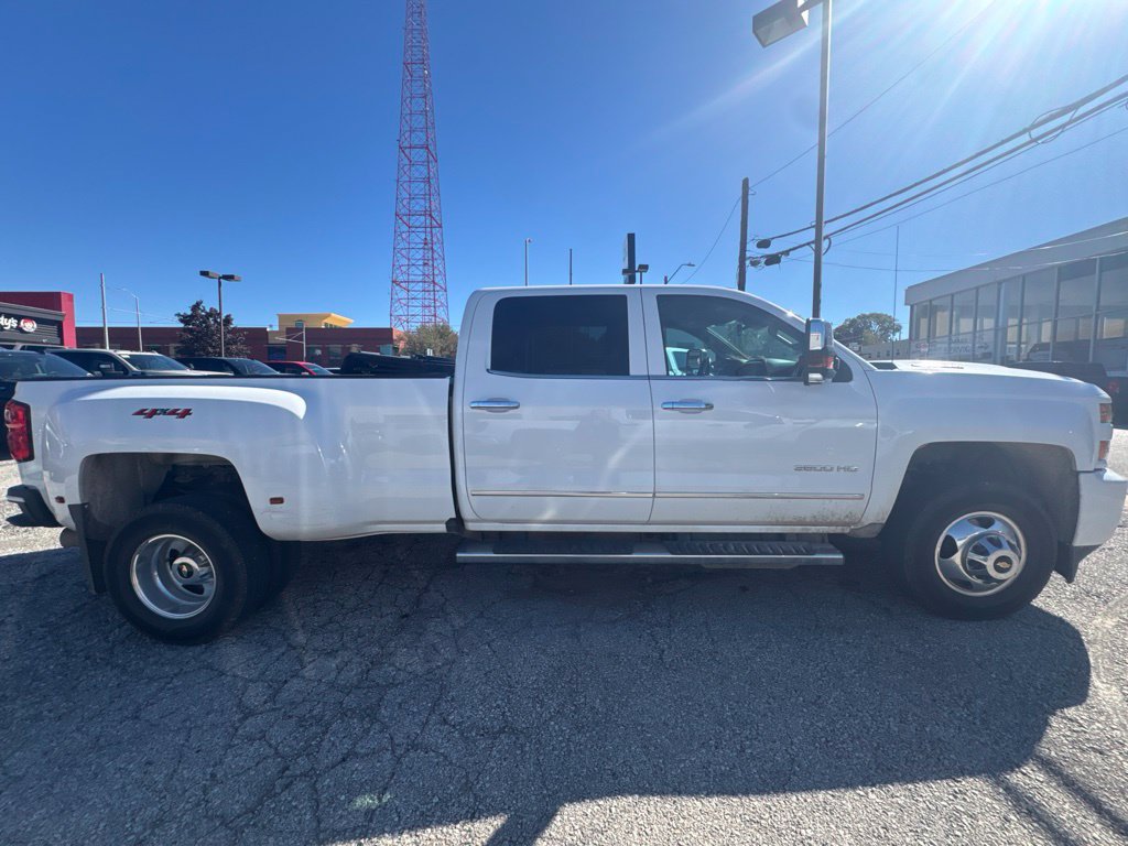 Used 2019 Chevrolet Silverado 3500 LTZ w/ Duramax Plus Package AWD/4WD image 4
