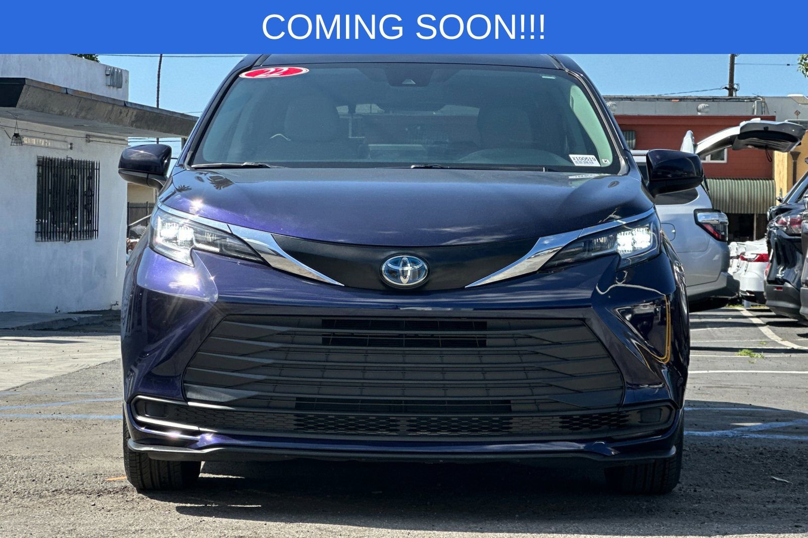Used 2022 Toyota Sienna LE FWD image 9