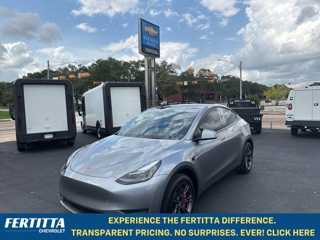 Used 2024 Tesla Model Y 2WD