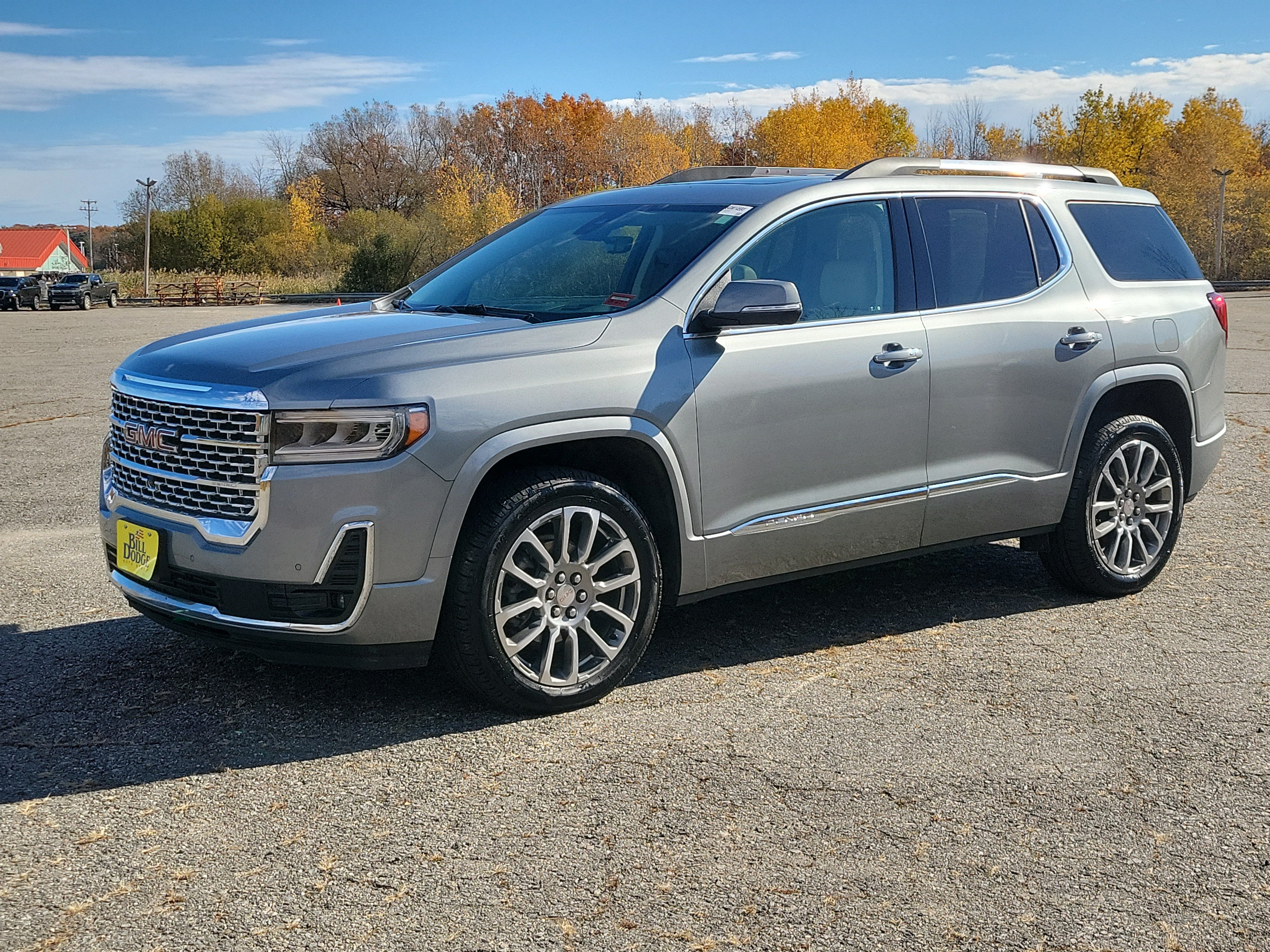 Used 2023 GMC Acadia Denali w/ Denali Technology Package AWD/4WD image 1
