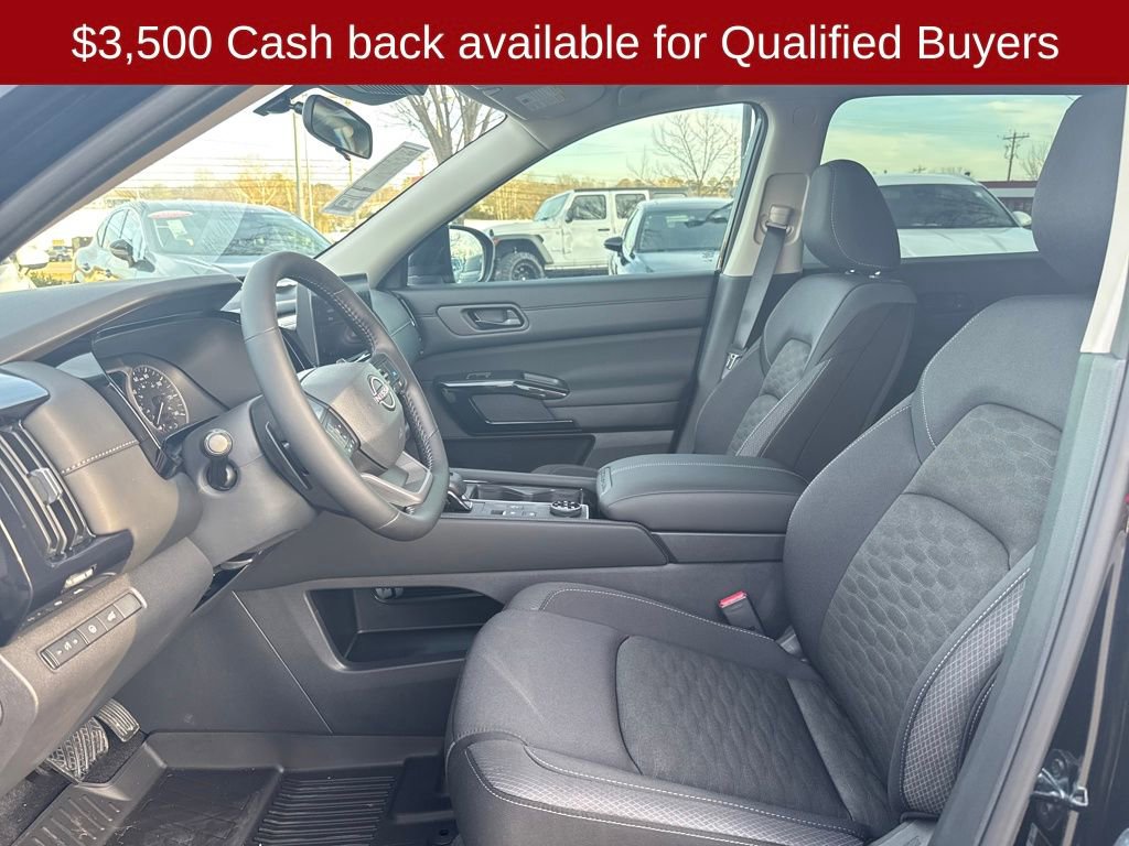 New 2026 Nissan Pathfinder SV image 10