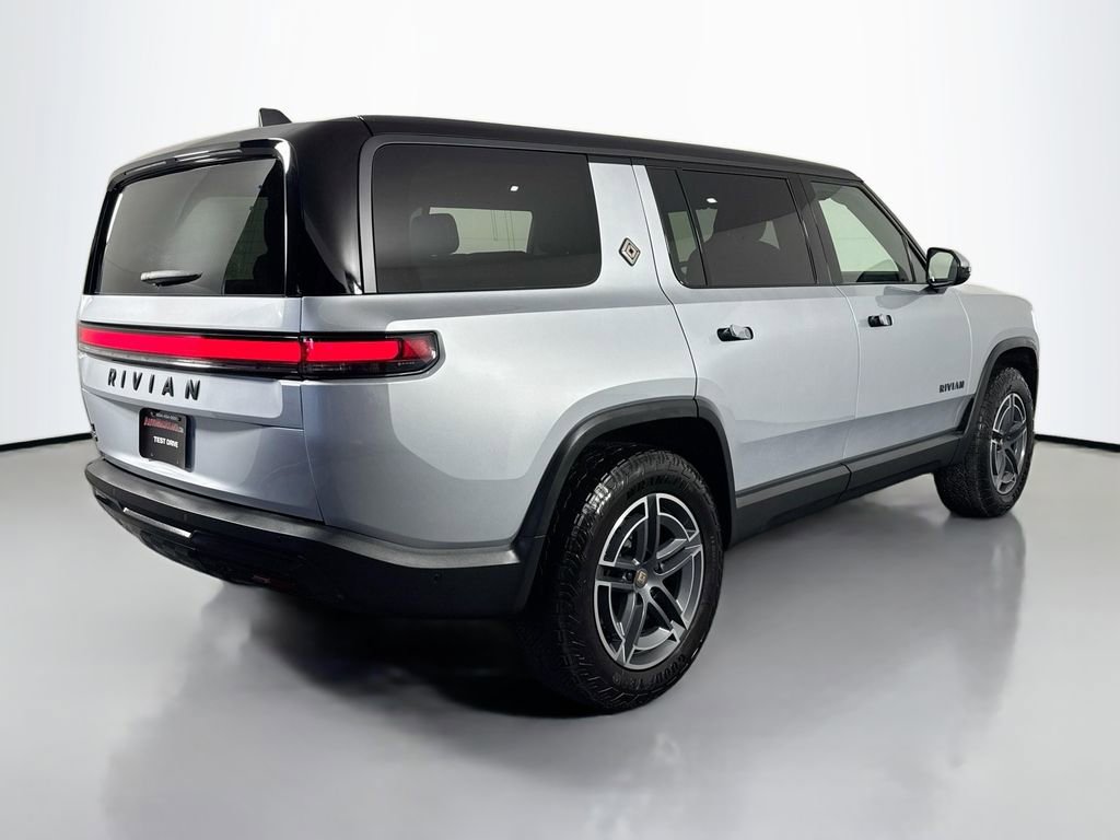 Used 2025 Rivian R1S Adventure image 5