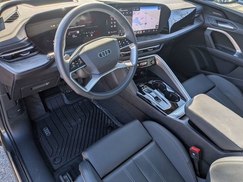 Used 2025 Audi Q5 Premium Plus w/ Premium Plus image 11