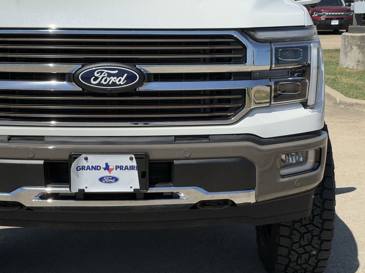 New 2025 Ford F150 King Ranch w/ FX4 Off-Road Package image 42