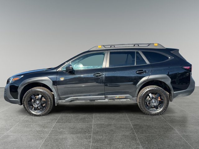 Used 2022 Subaru Outback Wilderness AWD/4WD image 3