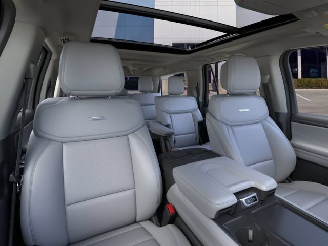 New 2026 Ford Expedition Max Platinum w/ Driver's Package AWD/4WD image 10