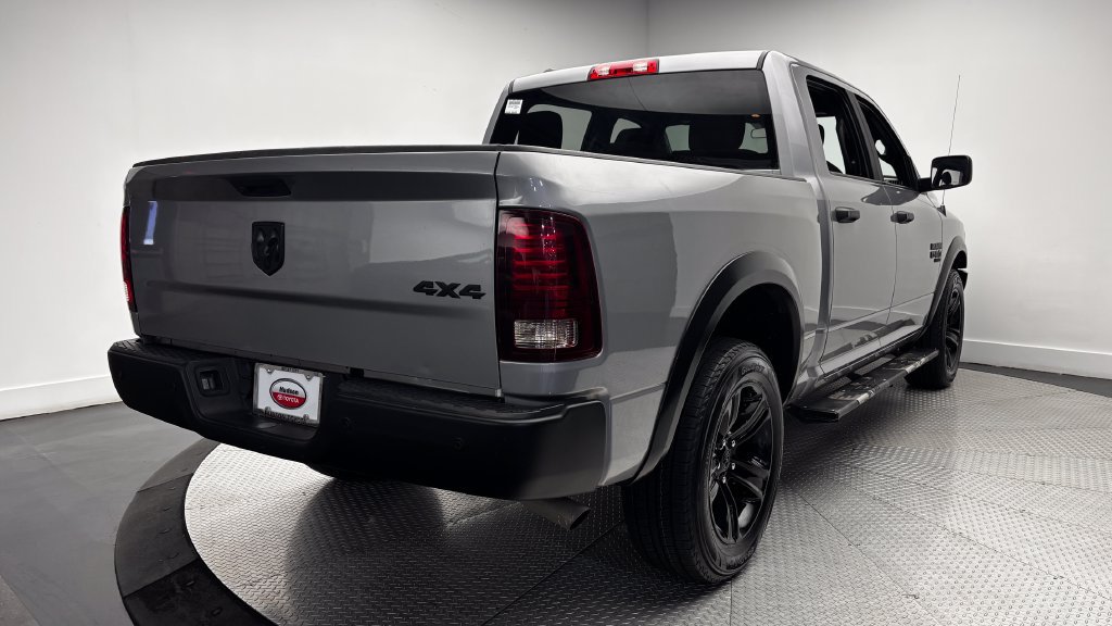 Used 2024 RAM 1500 Warlock AWD/4WD image 36