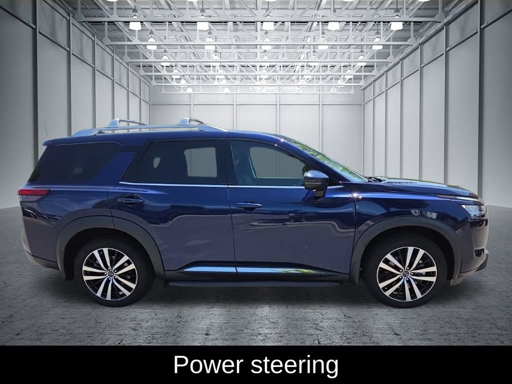 Certified 2024 Nissan Pathfinder Platinum w/ Cargo Package FWD image 8