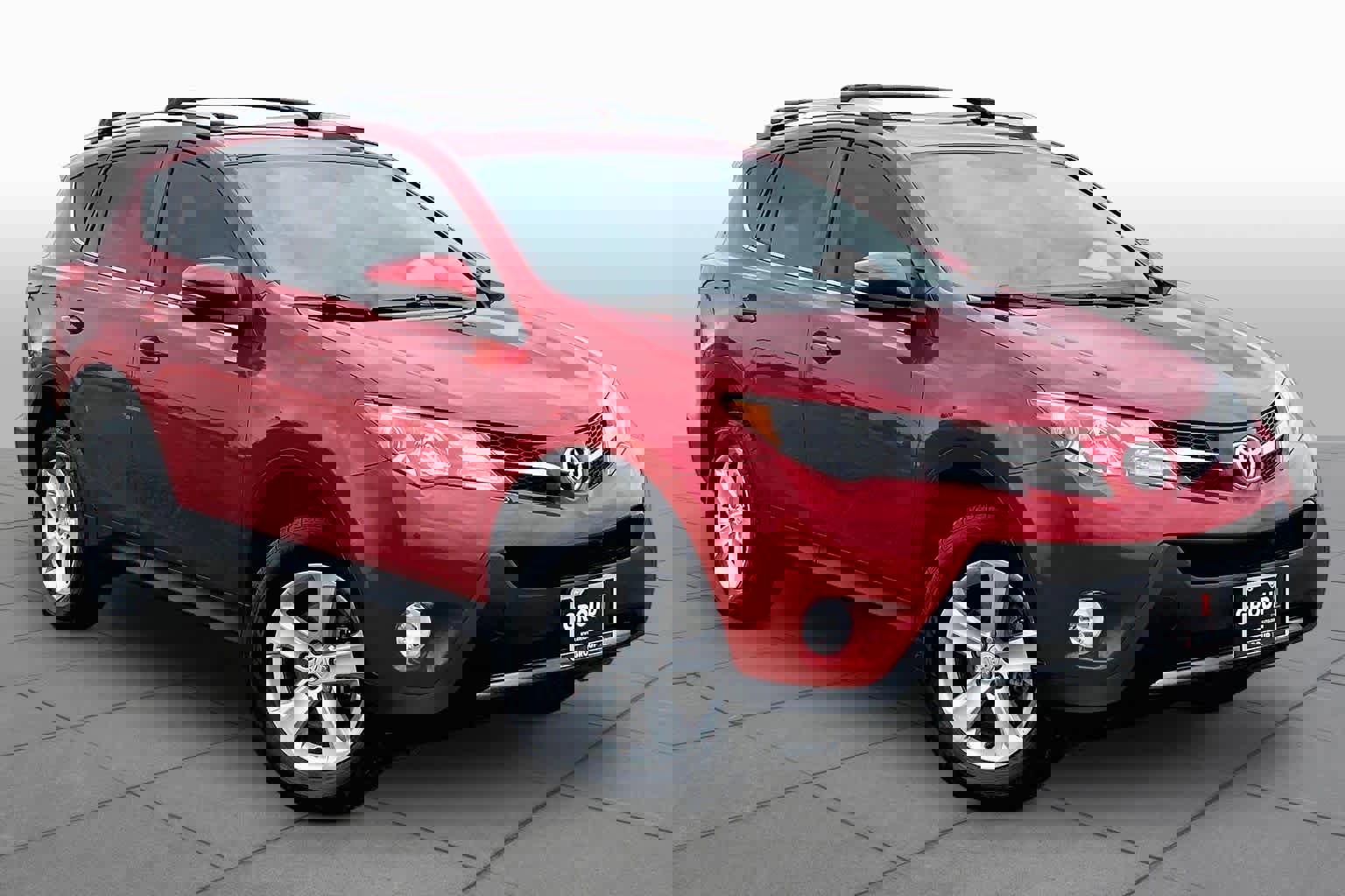 Used 2013 Toyota RAV4 XLE image 3