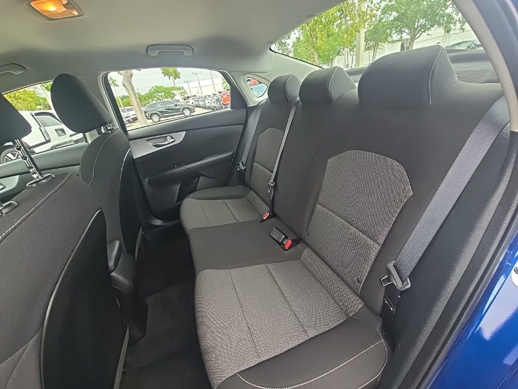 Used 2023 Kia Forte LXS w/ LXS Technology Package image 24
