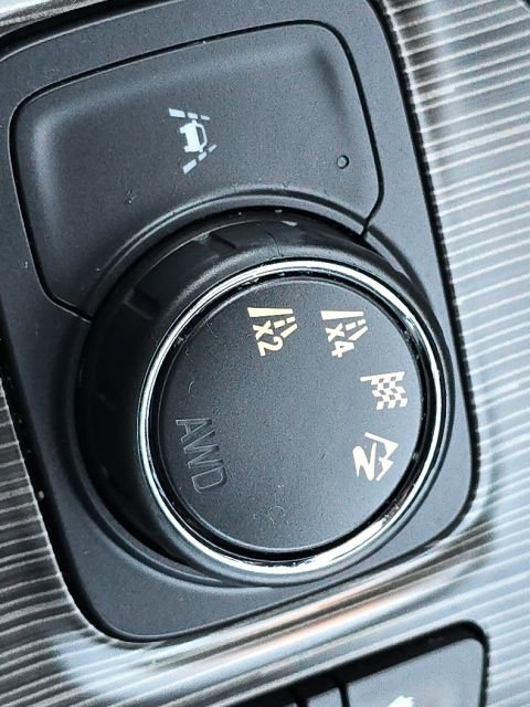 Used 2023 GMC Acadia SLT w/ Preferred Package image 21