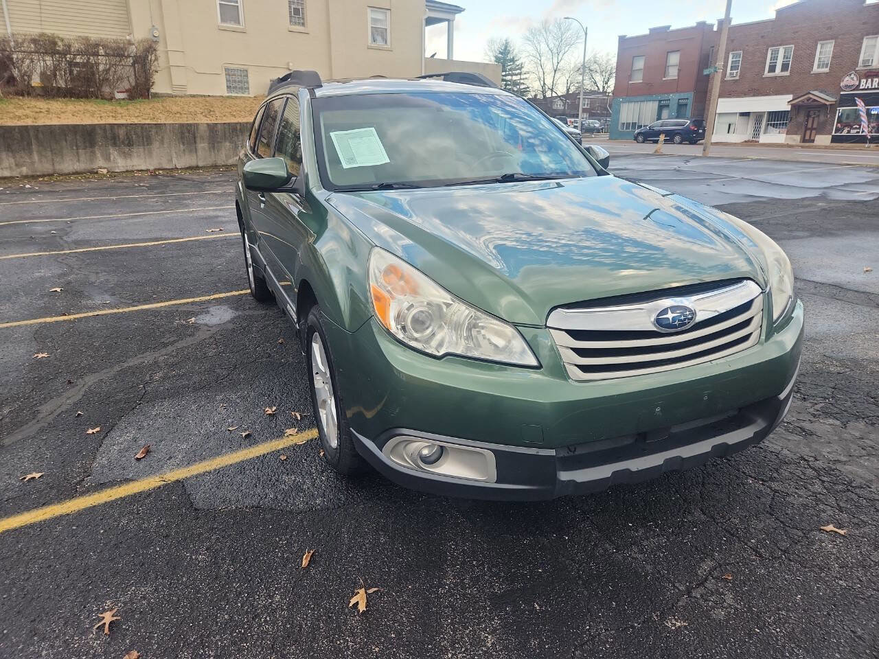 Used 2011 Subaru Outback 2.5i Premium image 13
