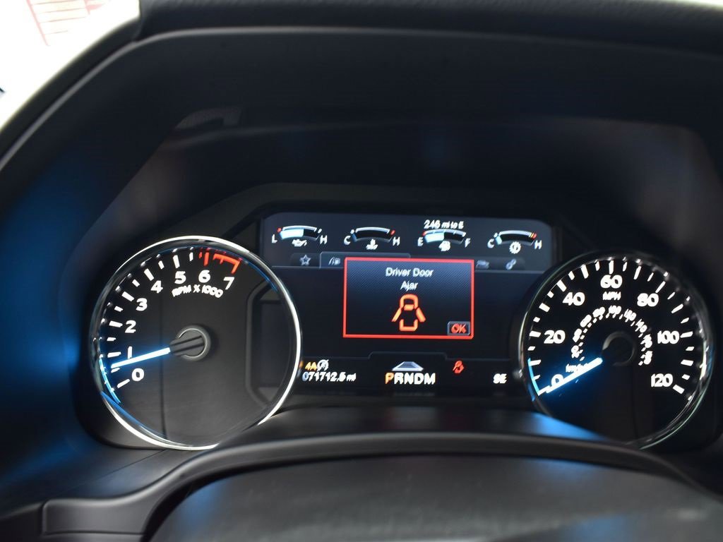 Used 2018 Ford F150 Lariat w/ Equipment Group 502A Luxury image 13