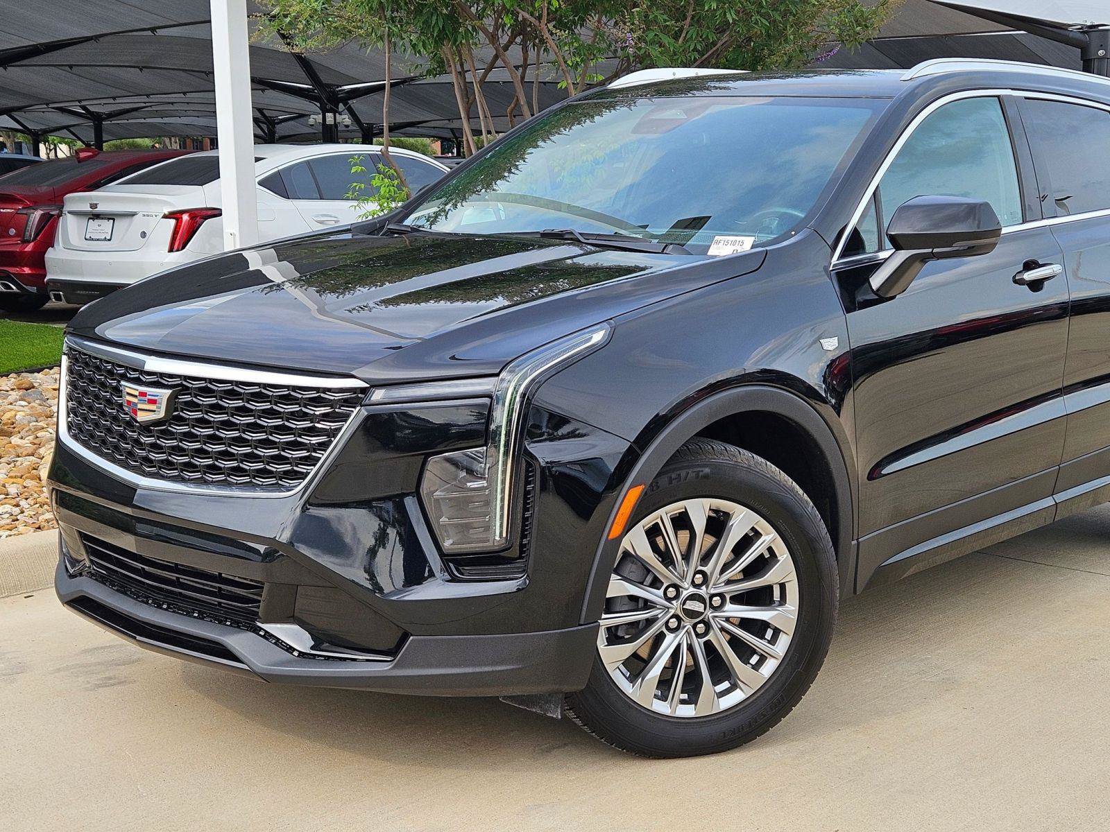 Certified 2024 Cadillac XT4 Premium Luxury FWD image 6
