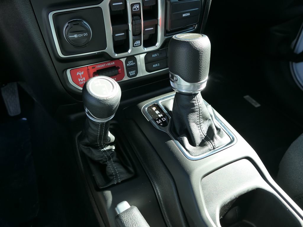 New 2026 Jeep Gladiator Rubicon w/ Safety Group image 17