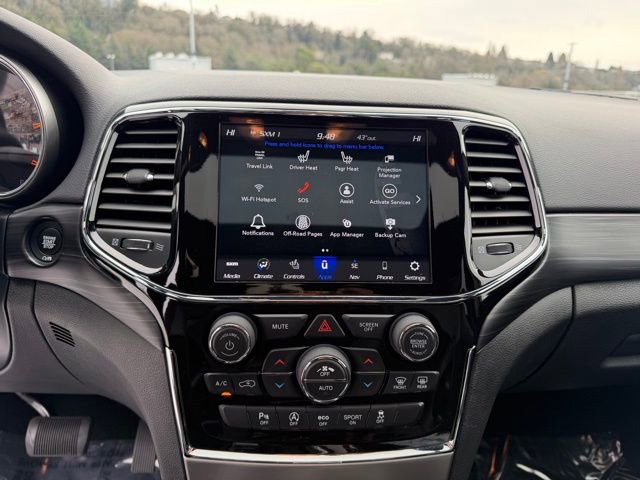 Used 2021 Jeep Grand Cherokee Laredo X image 15