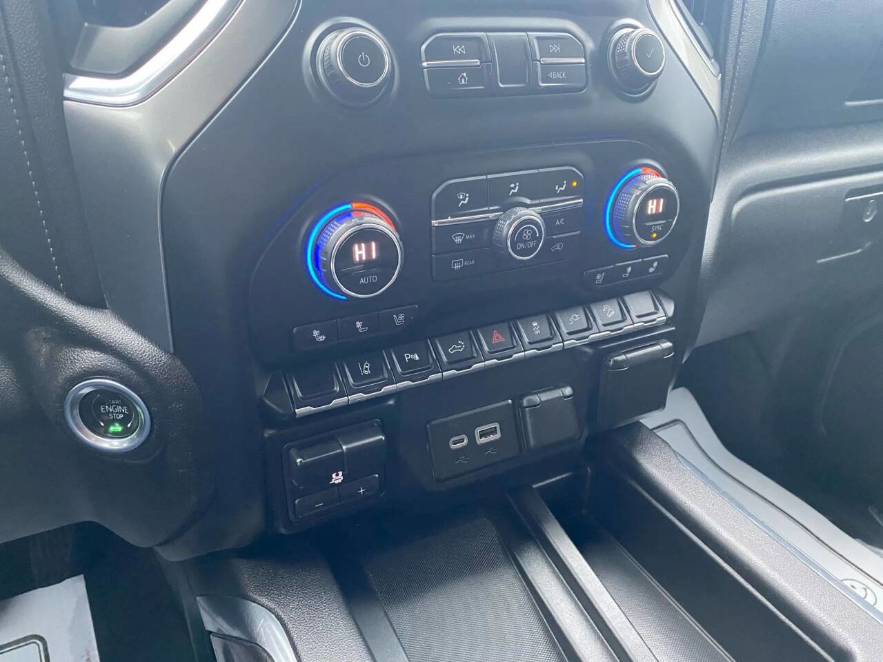 Used 2020 Chevrolet Silverado 2500 LTZ w/ LTZ Premium Package image 20