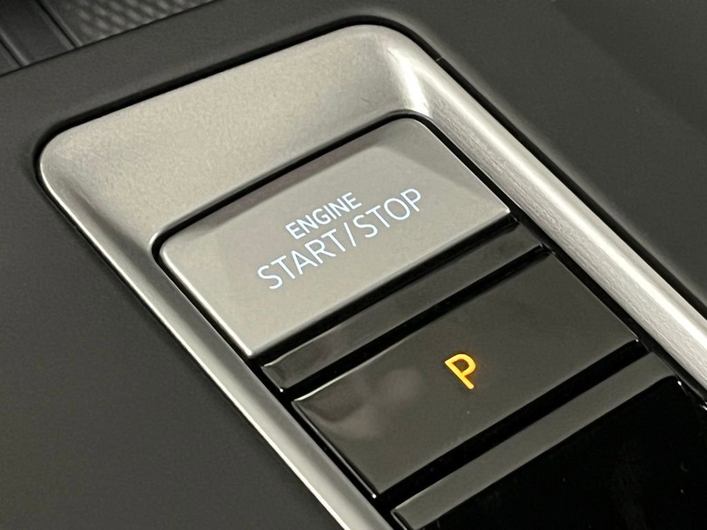 New 2026 Volkswagen Atlas Cross Sport SE AWD/4WD image 14