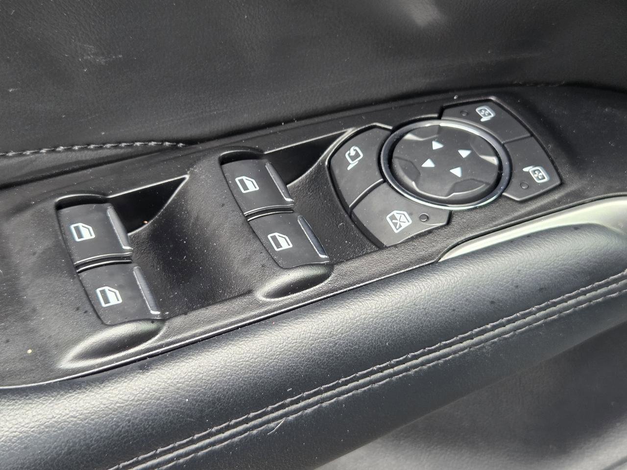 Used 2019 Lincoln MKC Reserve w/ MKC Climate Package image 27