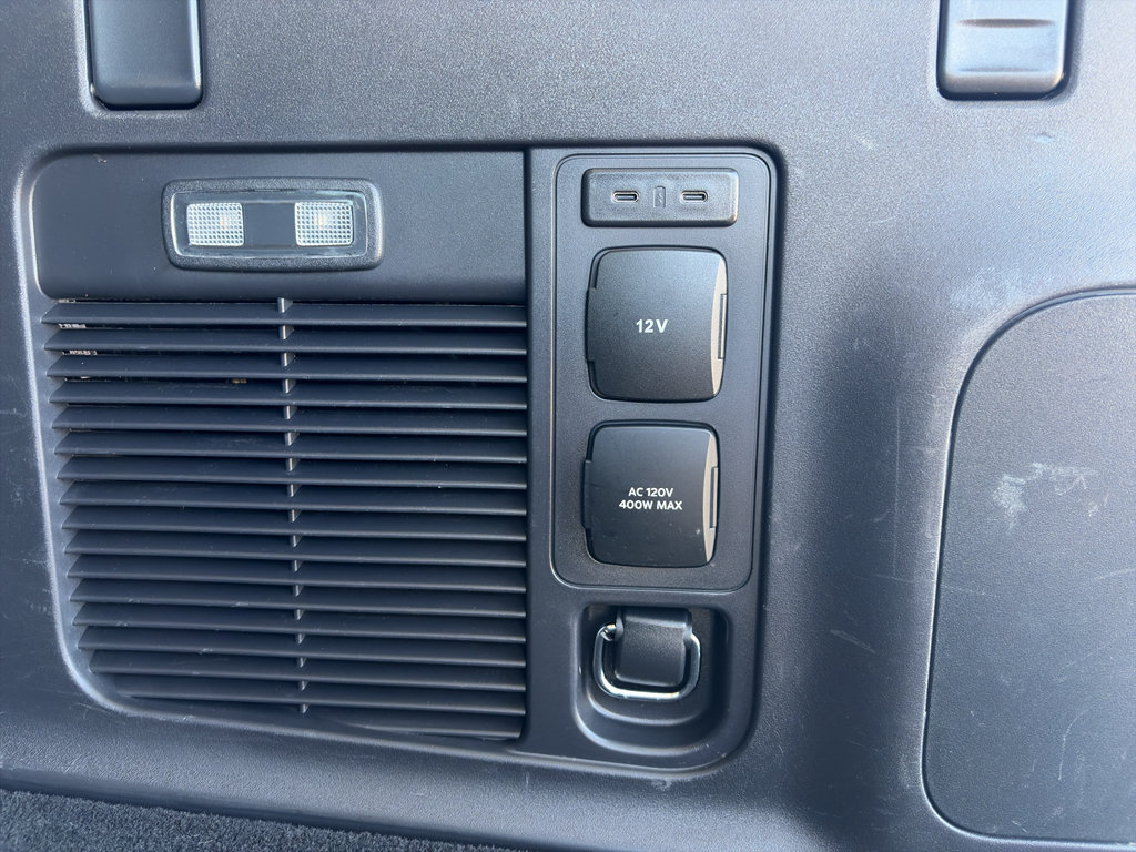 Used 2025 Ford Expedition Max Platinum AWD/4WD image 33