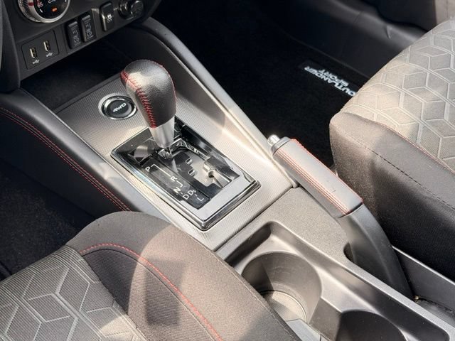 Used 2025 Mitsubishi Outlander Sport AWD image 19