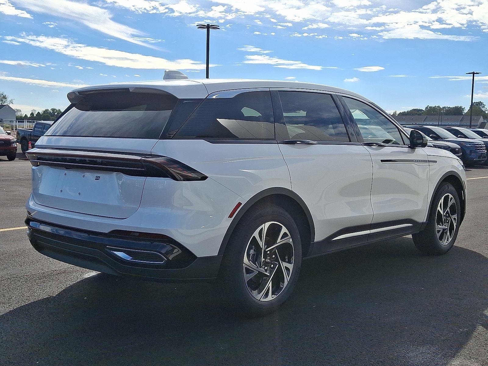 New 2026 Lincoln Nautilus Premier w/ Equipment Group 102A image 3