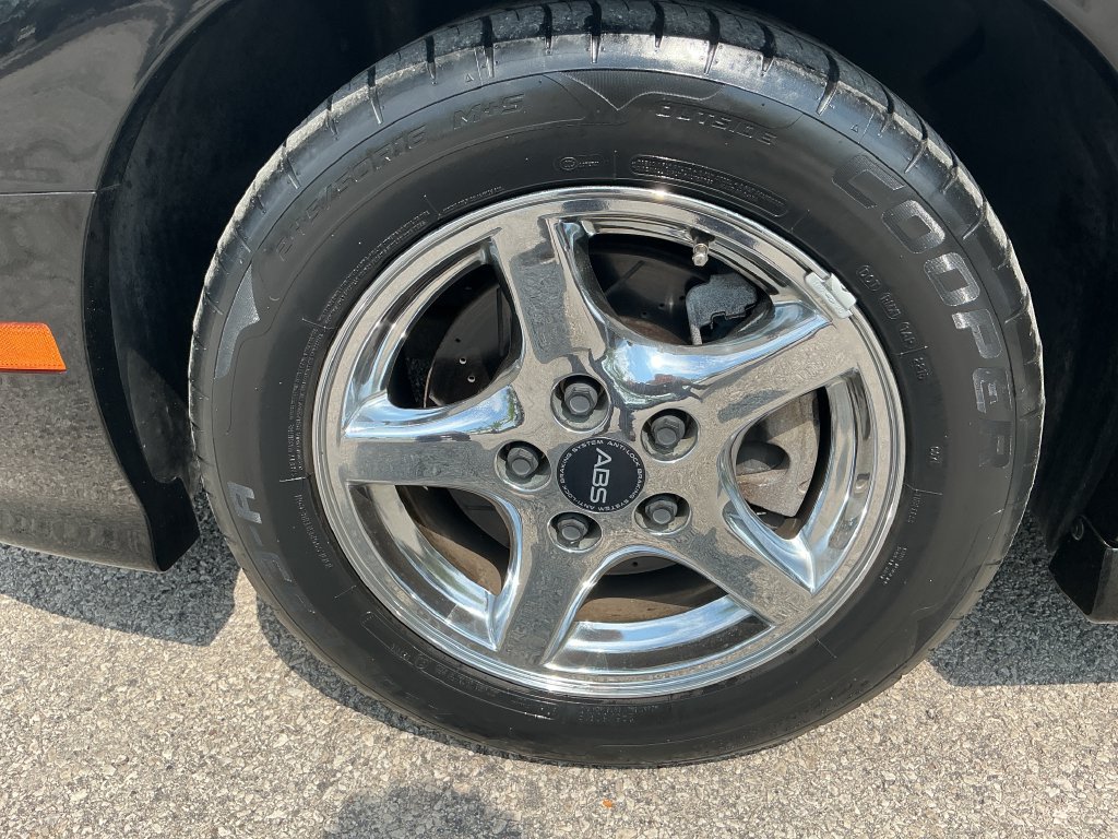 Used 1998 Pontiac Firebird Trans Am RWD image 25