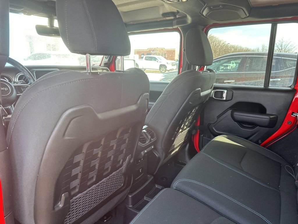 Used 2022 Jeep Wrangler Unlimited Rubicon 4xe w/ Cold Weather Group image 10