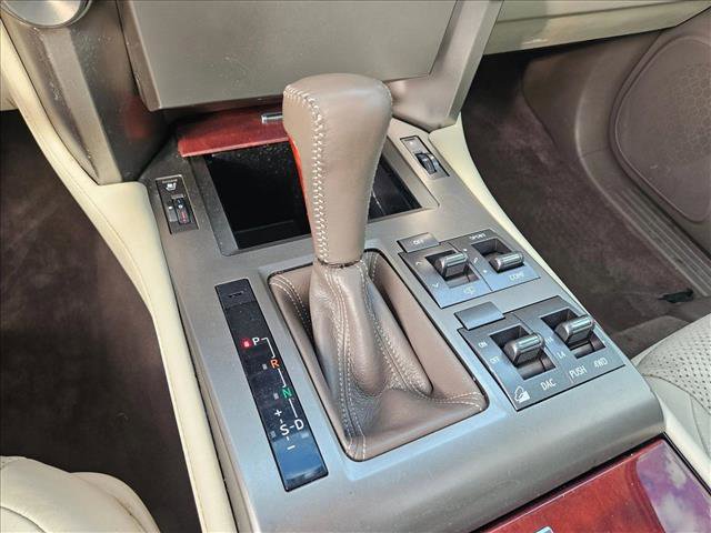 Used 2013 Lexus GX 460 Premium image 16