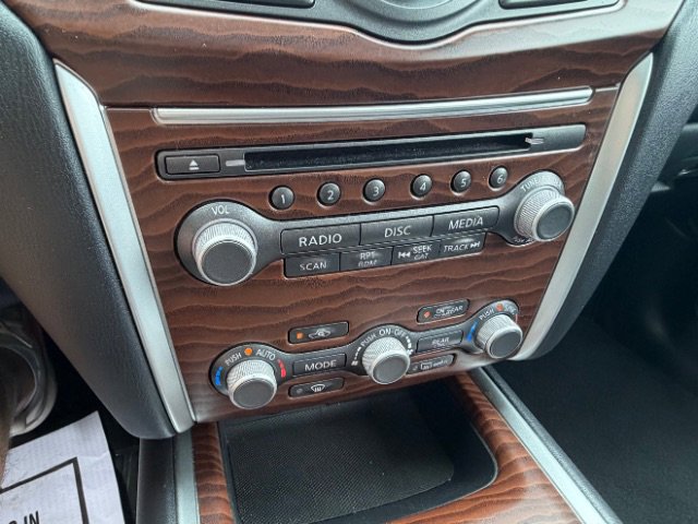 Used 2019 Nissan Pathfinder Platinum FWD image 19