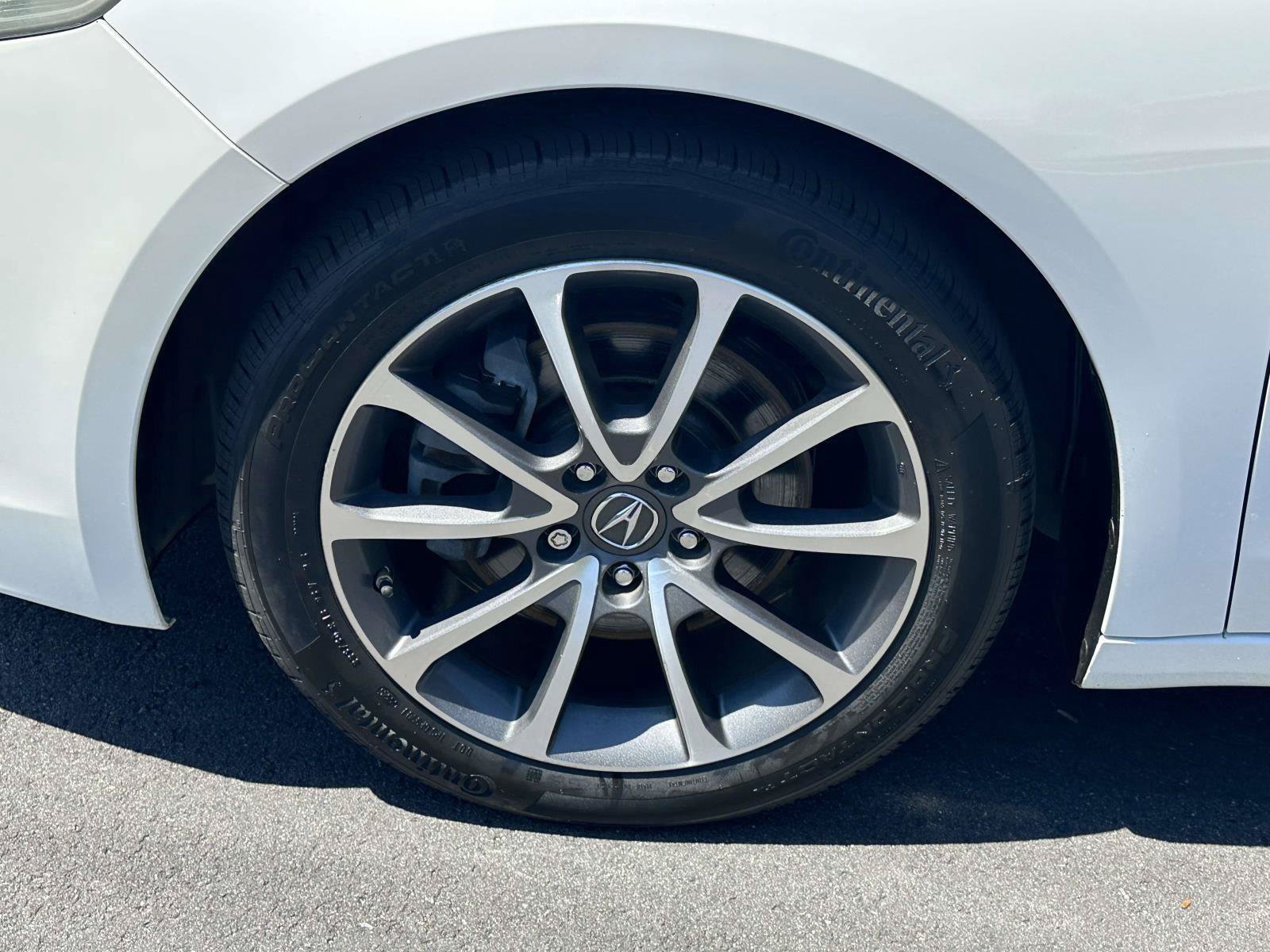 Used 2016 Acura TLX w/ Technology Package FWD image 28