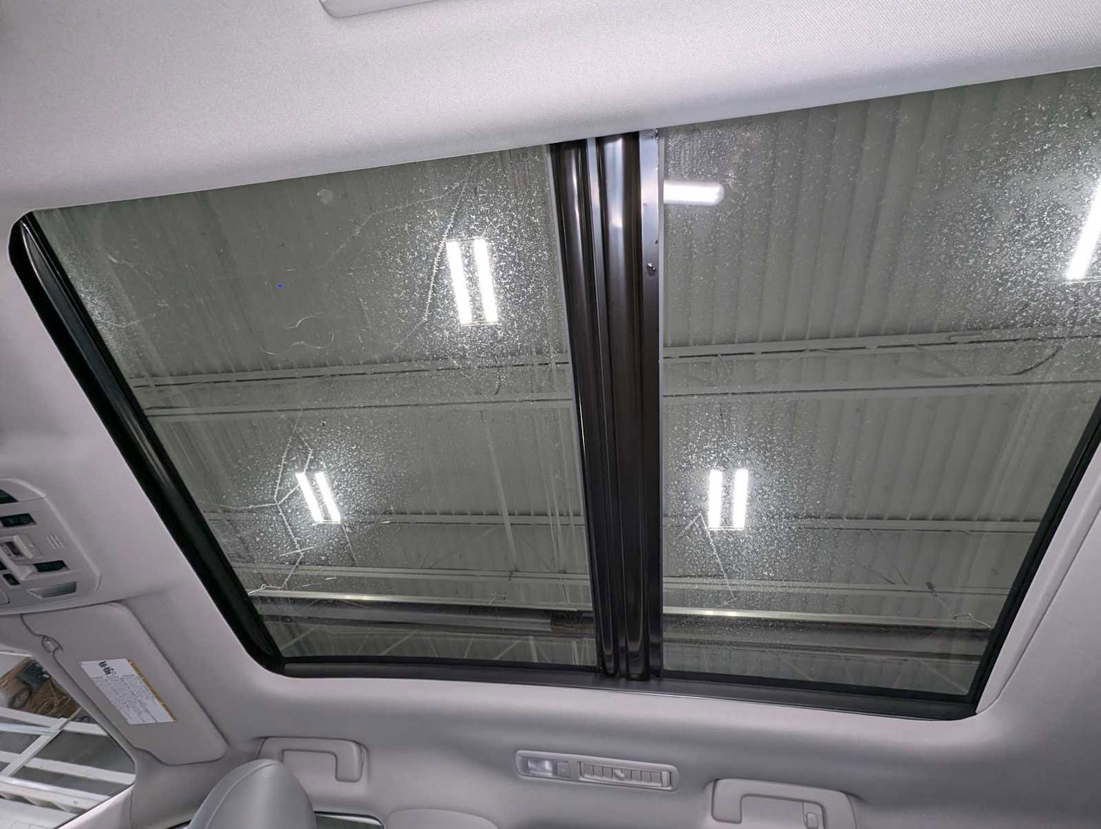 Used 2021 Toyota Highlander Platinum image 17