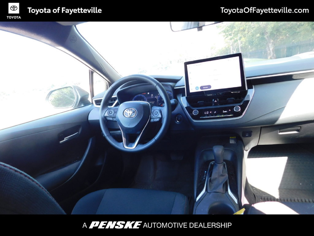 Used 2026 Toyota Corolla SE w/ SE Package FWD image 6