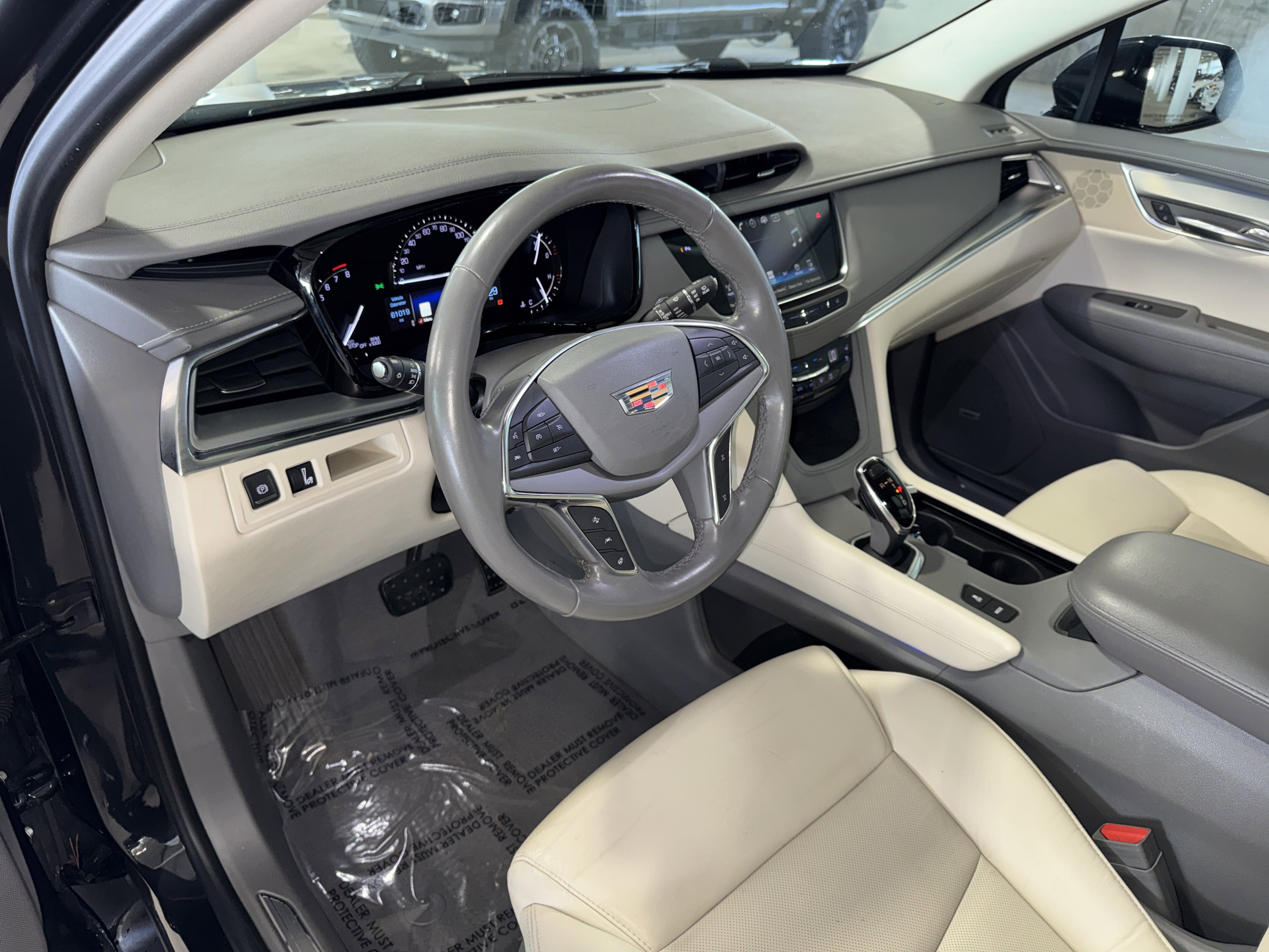 Used 2019 Cadillac XT5 Premium Luxury FWD image 20
