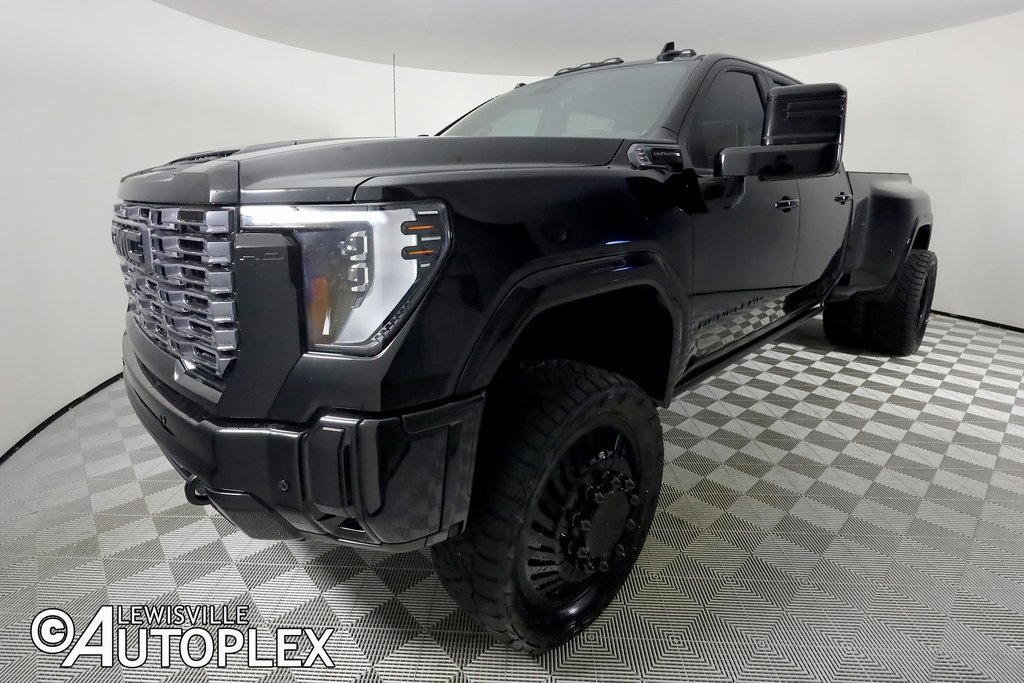 Used 2026 GMC Sierra 3500 Denali Ultimate image 12