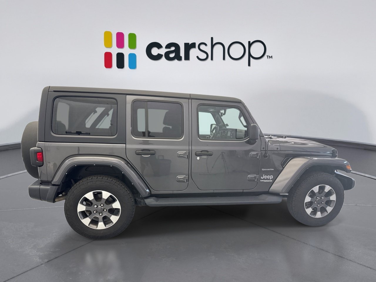 Used 2022 Jeep Wrangler Unlimited Sahara w/ Cold Weather Group AWD/4WD image 6