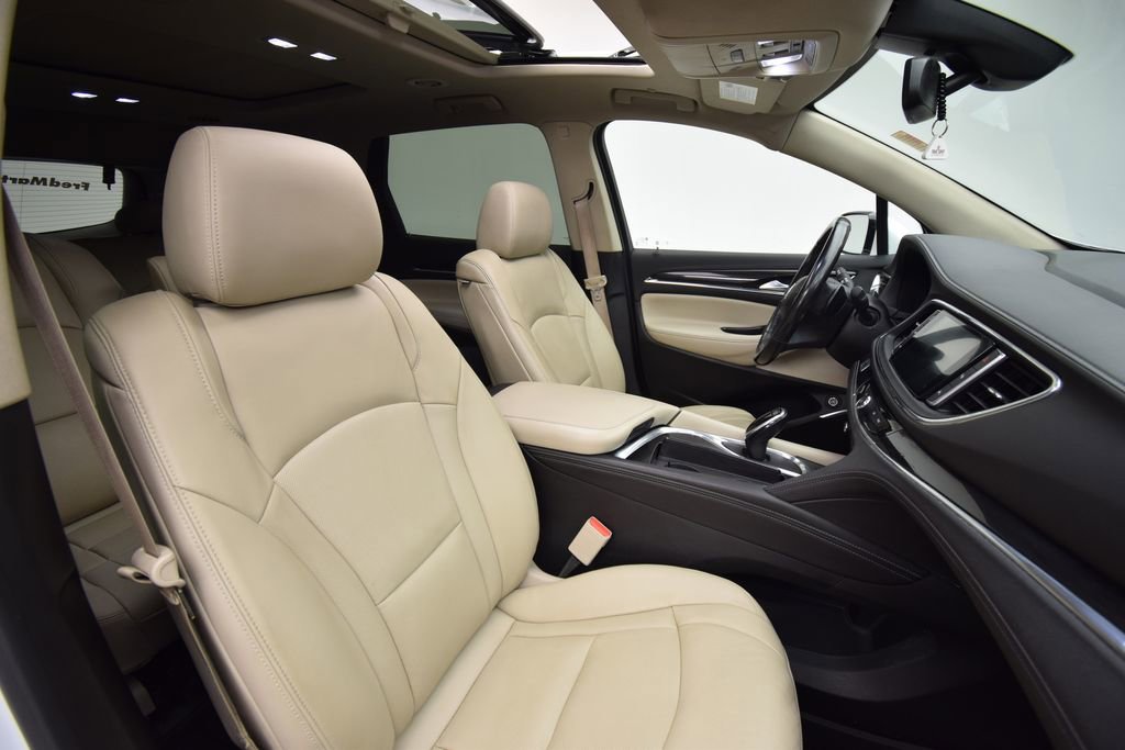 Used 2021 Buick Enclave Premium w/ Sun and Sites Package image 19