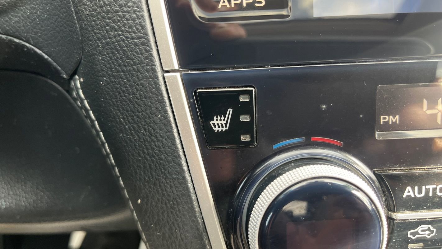 Used 2019 Subaru Outback 2.5i Limited w/ Popular Package #2 image 19