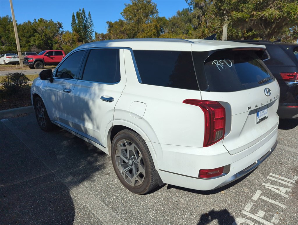 Used 2022 Hyundai Palisade Calligraphy image 3